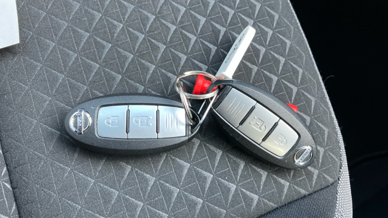 Nissan Juke 1.0 DiG-T 114 N-Connecta 5dr Petrol Hatchback